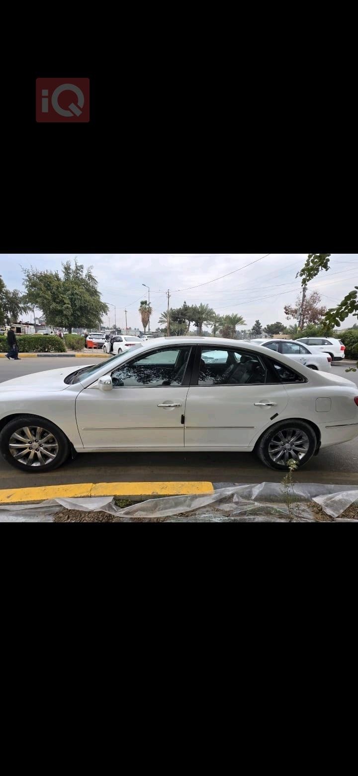 هيونداي أزيرا